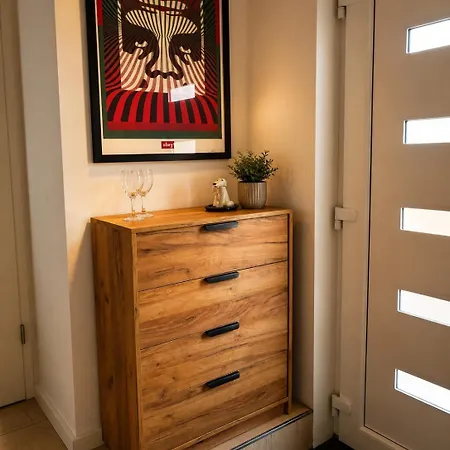 Boutique Mit Spa-badewanne Elbe Zentral Im Gruenen Apartman